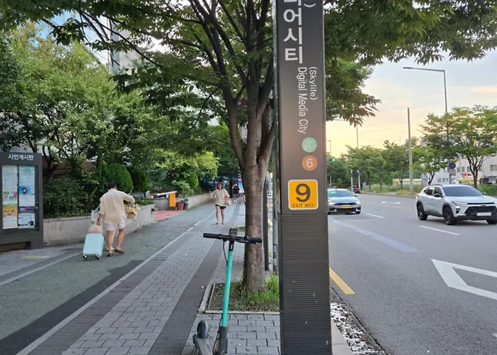 Stay1239#new#discount#6 Guests#family#dmc Station#airport Railroad#5-minute Walk#1 Stop From Hongdae#business Trip#travel ソウル特別市
