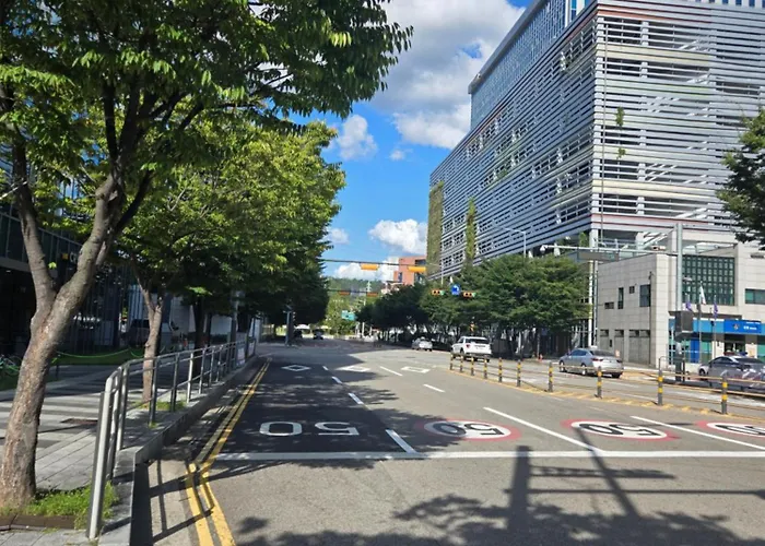 Stay1239#new#discount#6 Guests#family#dmc Station#airport Railroad#5-minute Walk#1 Stop From Hongdae#business Trip#travel ゲストハウス ソウル特別市